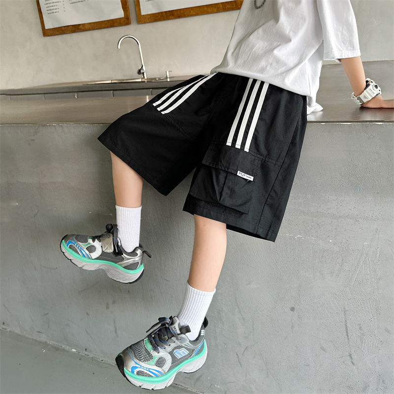 【120-170cm】絶対欲しい ストライプ柄 カジュアル スポーツ ショートパンツ 男の子 かっこいい ボトムス