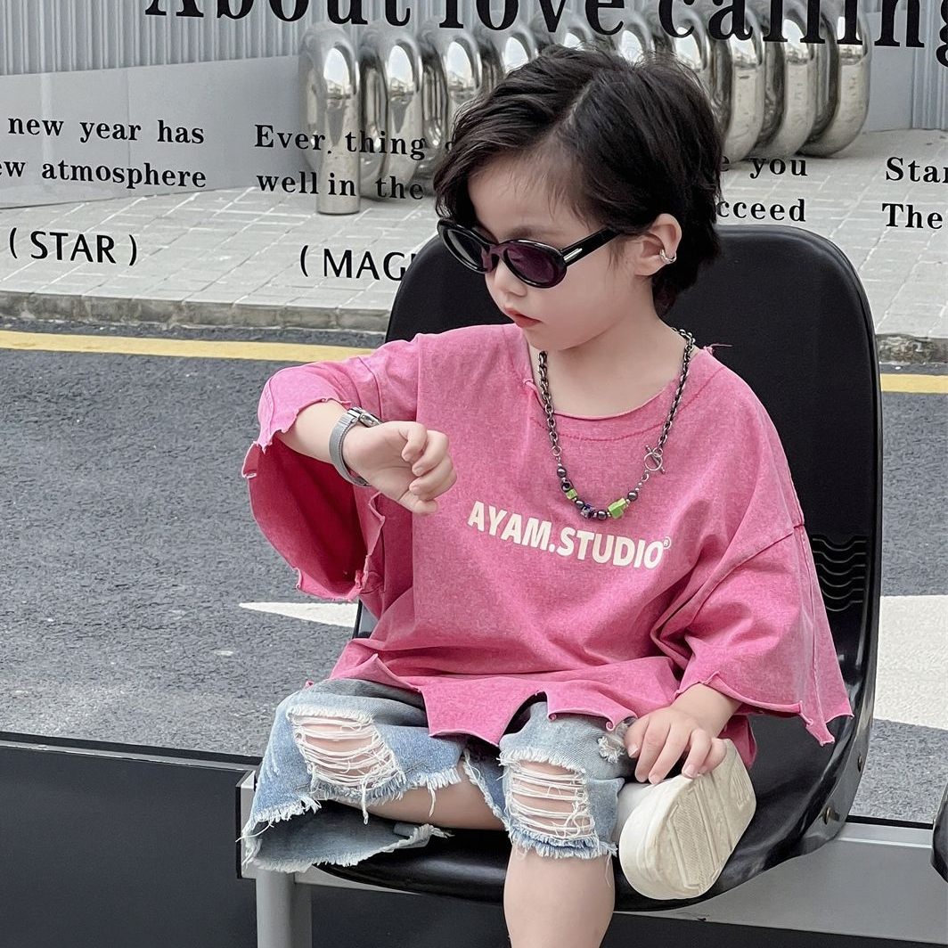 【90-150cm】2色選べる 絶対可愛い  無地 アルファベット ファッション プリント 男の子 トップス