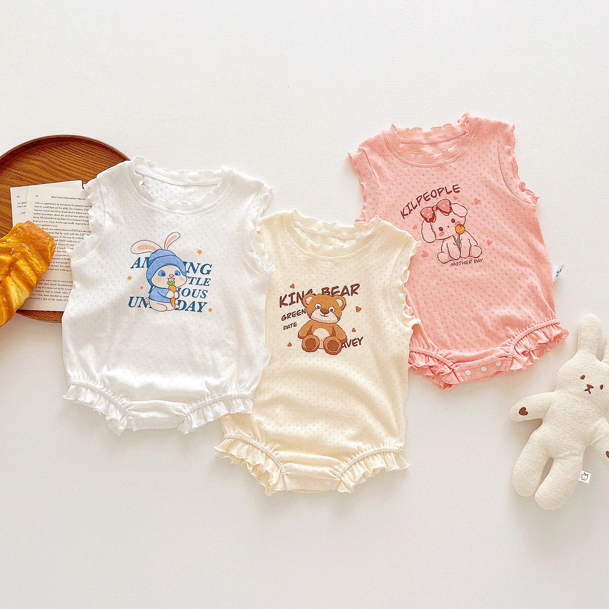【59-90cm】3色選べる 個性的なデザイン 動物柄 カートゥーン ベビー服 ロンパース