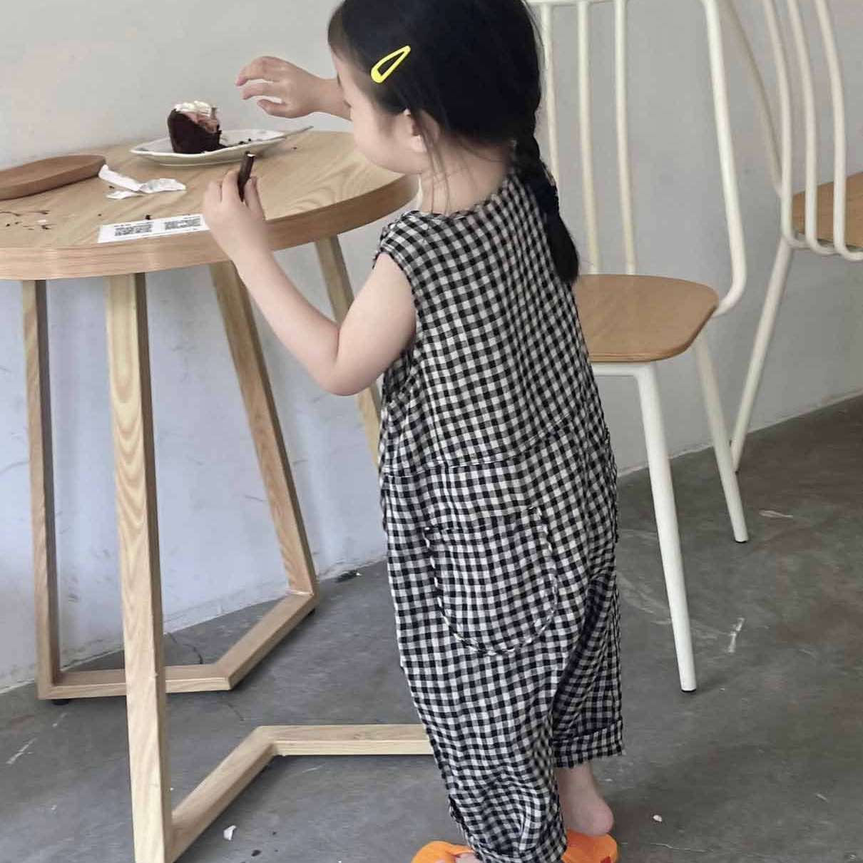 【95-130cm】絶対欲しい 気質アップ 高見えデザイン チェック柄 ノースリーブ カジュアル 夏 女の子 オールインワン ボトムス