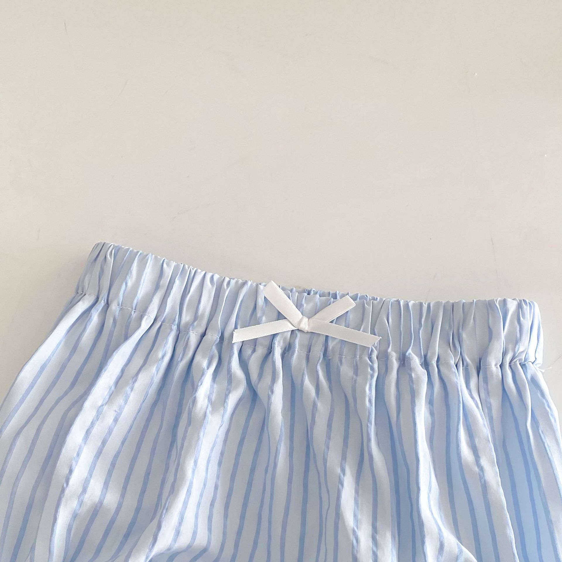 【73-100cm】目を奪われる 無地 ストライプ柄 キュート フリル袖 女の子 ベビー服  セットアップ