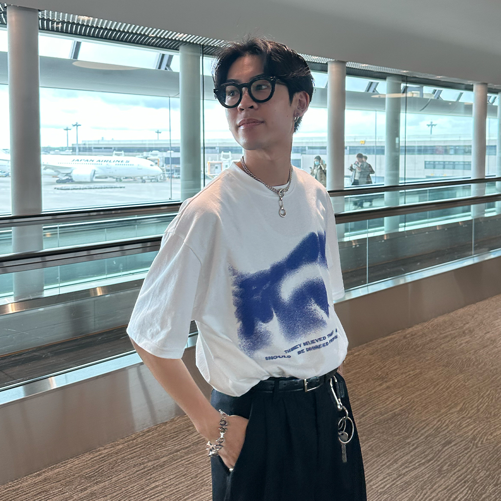 ユニーク半袖Tシャツ