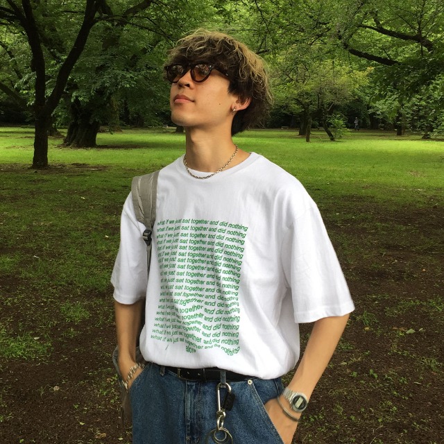 シンプルスクエアレタリング半袖Tシャツ