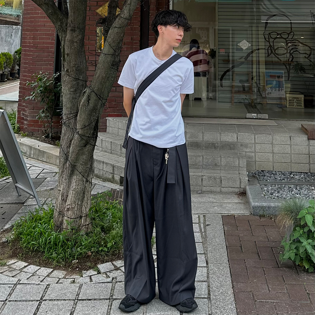 カジュアル無地半袖Tシャツ