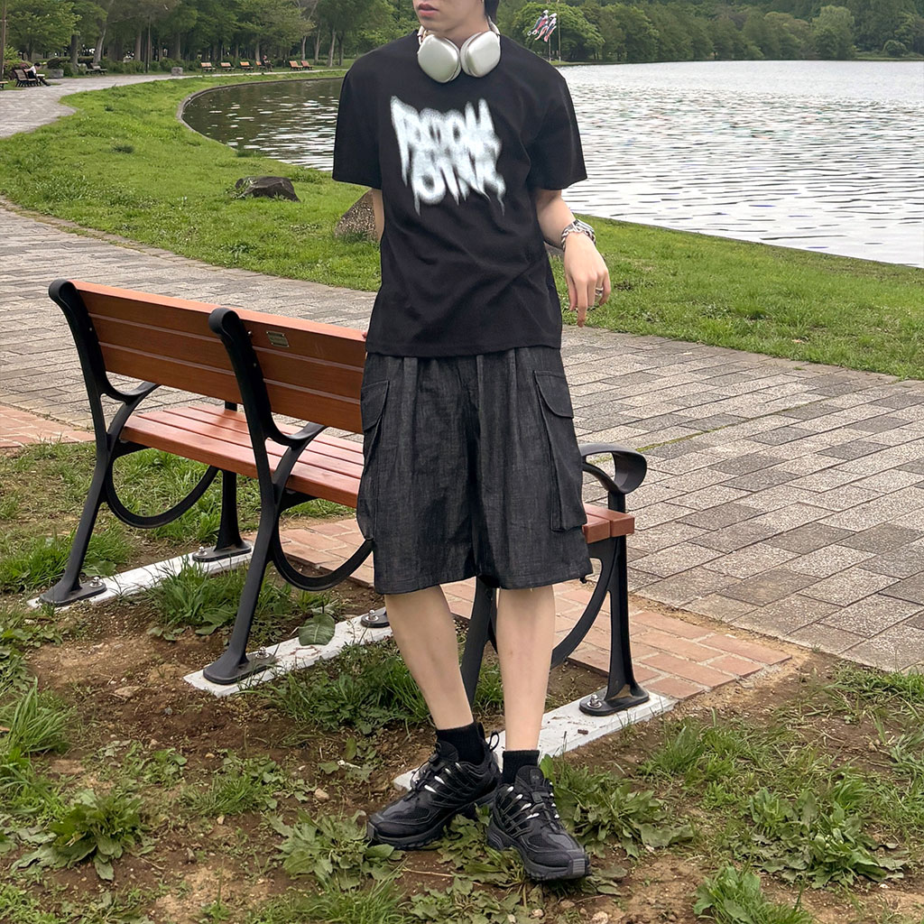 (ユニセックス)ロックプリントTシャツ