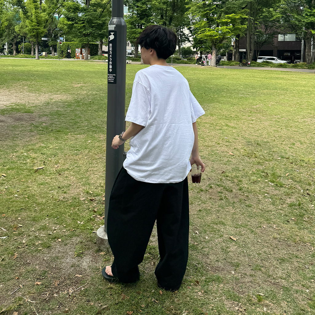 (ユニセックス) ハートスプレーポイント半袖Tシャツ