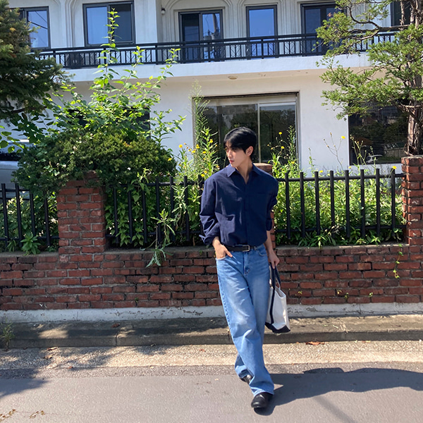 大人気 シンプル 合わせやすい シャツ