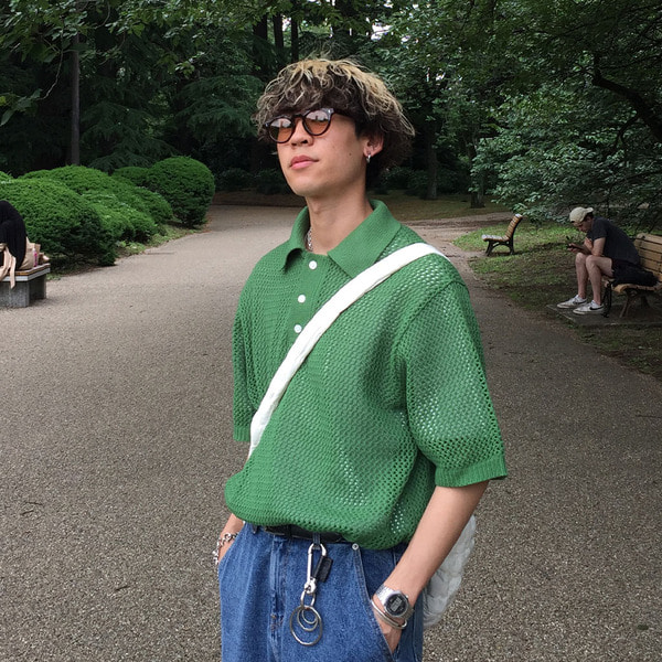 シンプル透かし編みカラーニット
