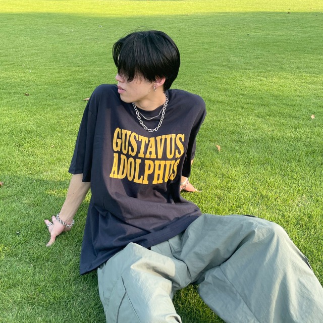 レタリングTシャツ