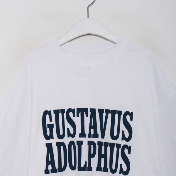 レタリングTシャツ