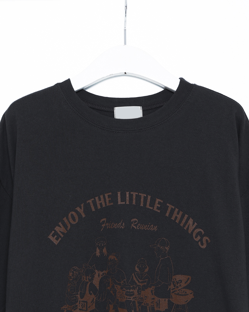 （ユニセックス）オーバーフィットプリント半袖Tシャツ