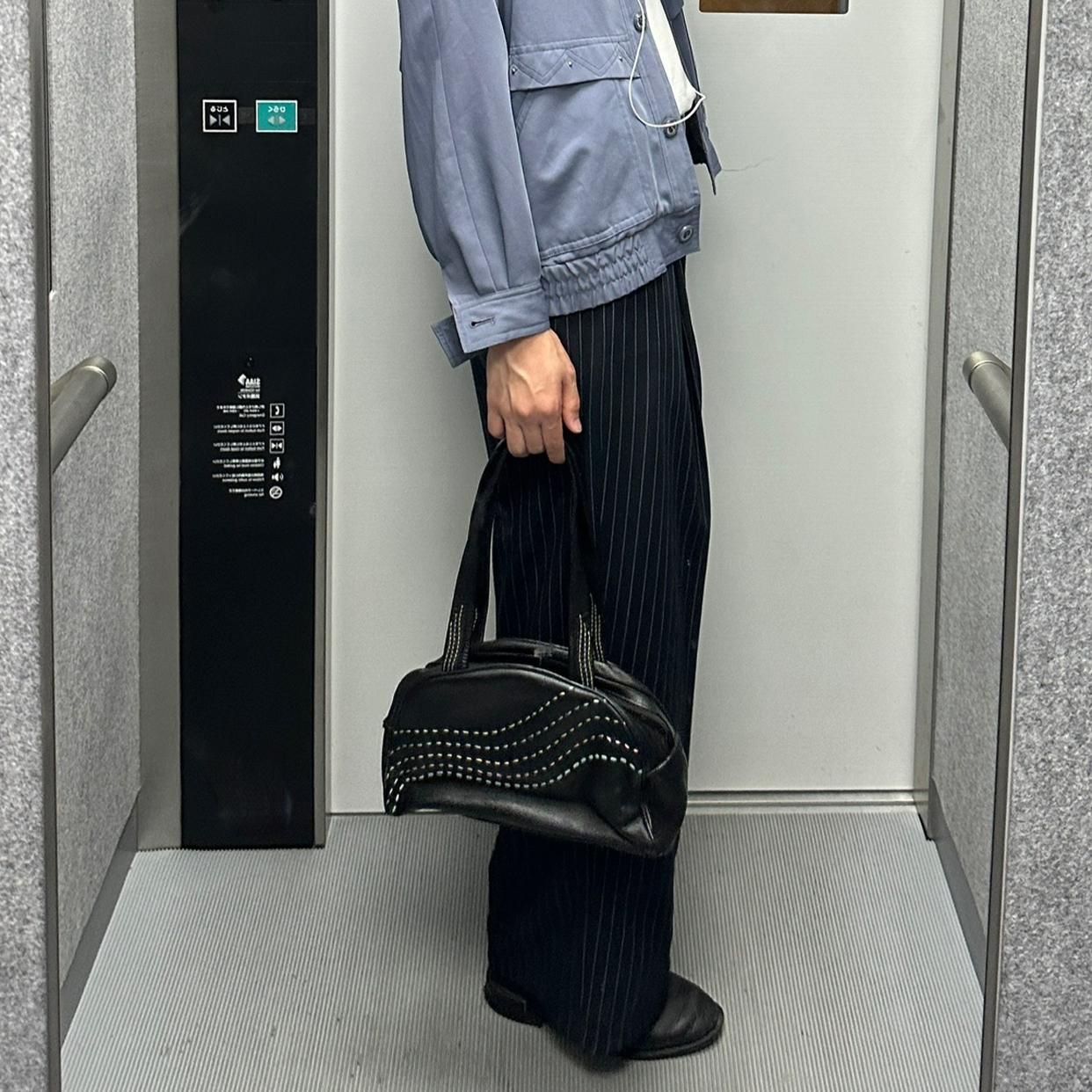 ローストライプスラックス