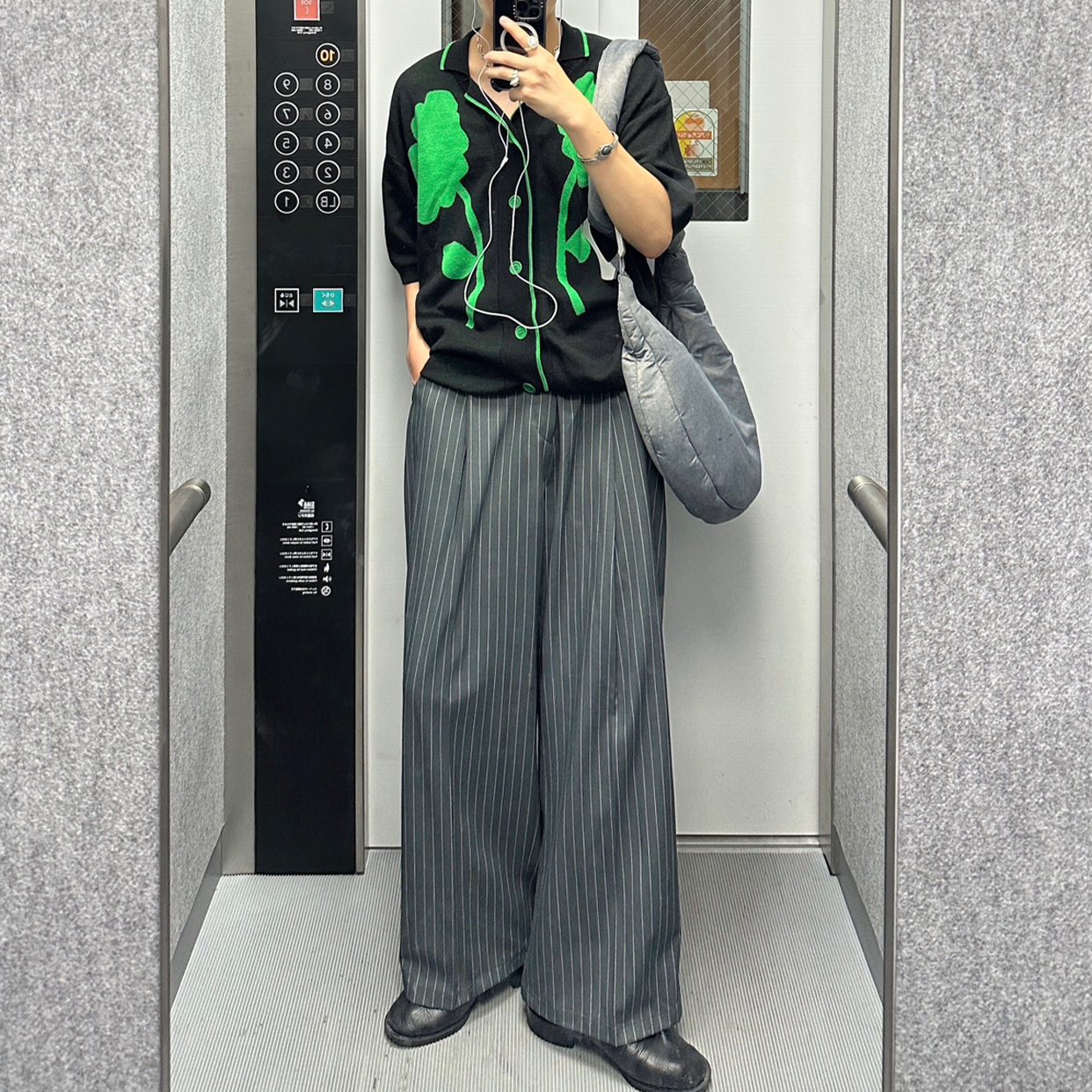ローストライプスラックス