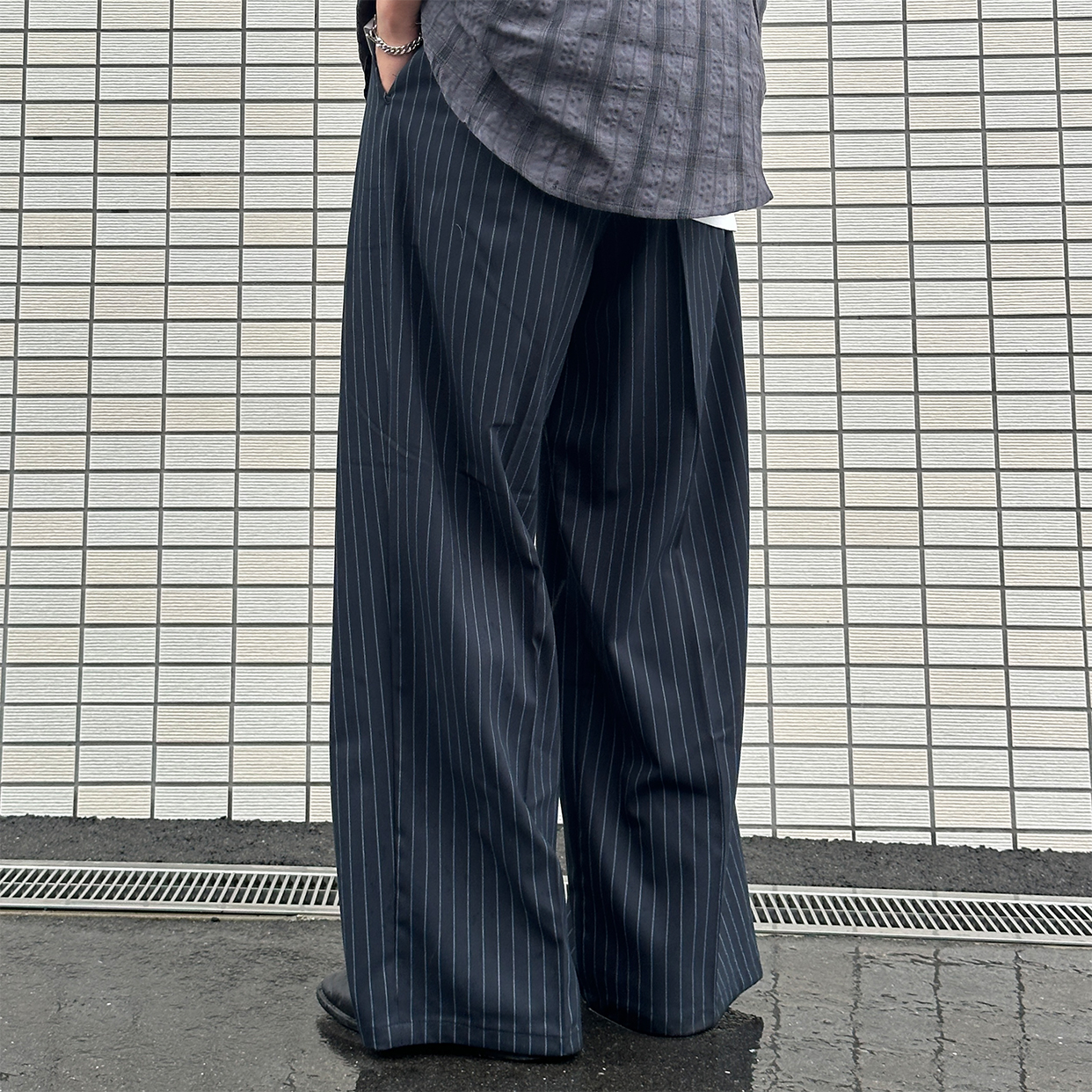 ローストライプスラックス