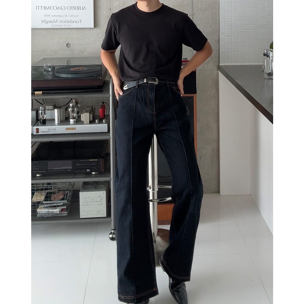 ピンタックストレートデニムパンツ
