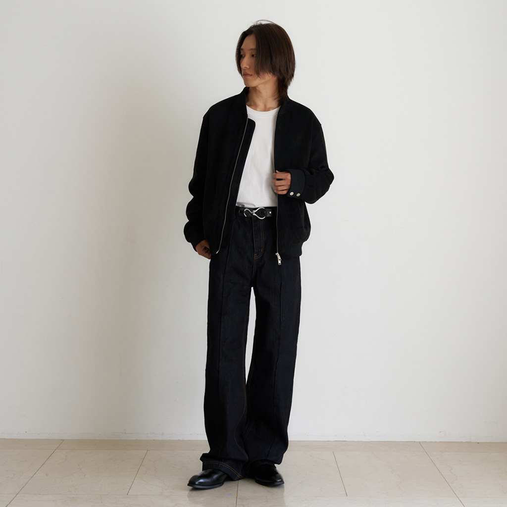 ピンタックストレートデニムパンツ