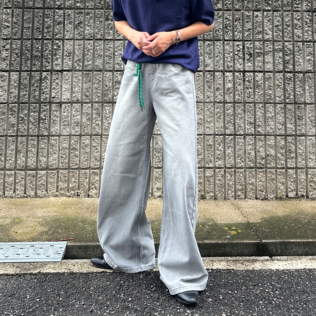 ウェイビーウォッシュワイドデニムパンツ