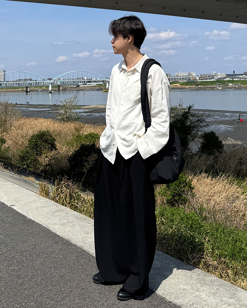 インバーテッドタックワイドスラックス