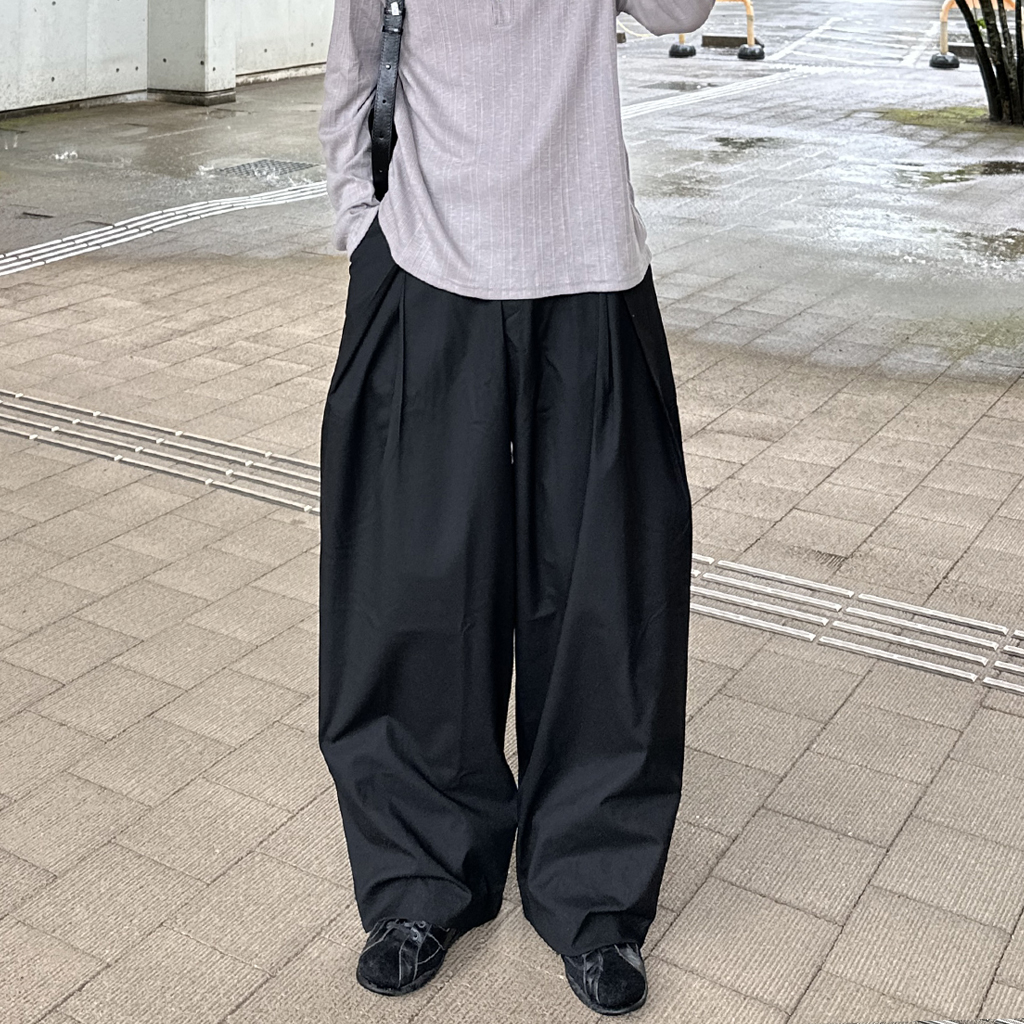 タックデザインワイドスラックス
