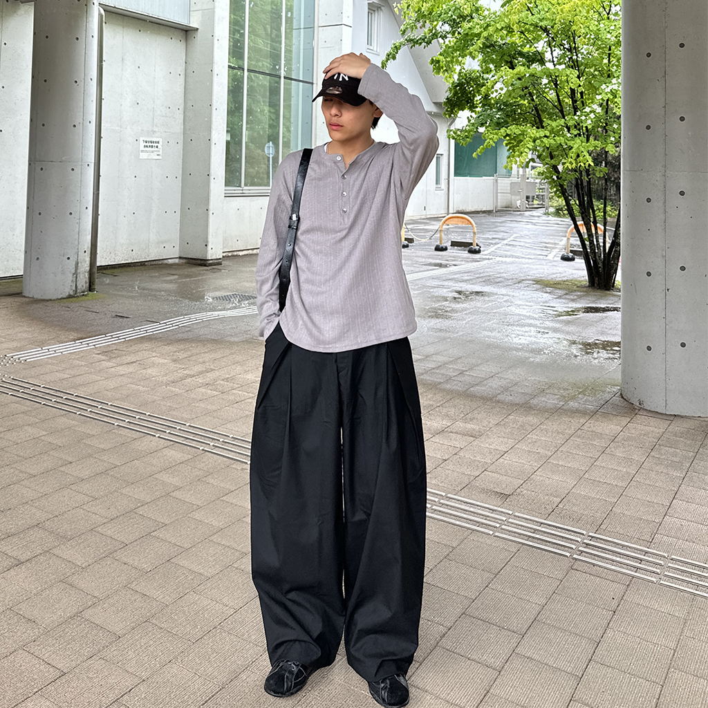 タックデザインワイドスラックス