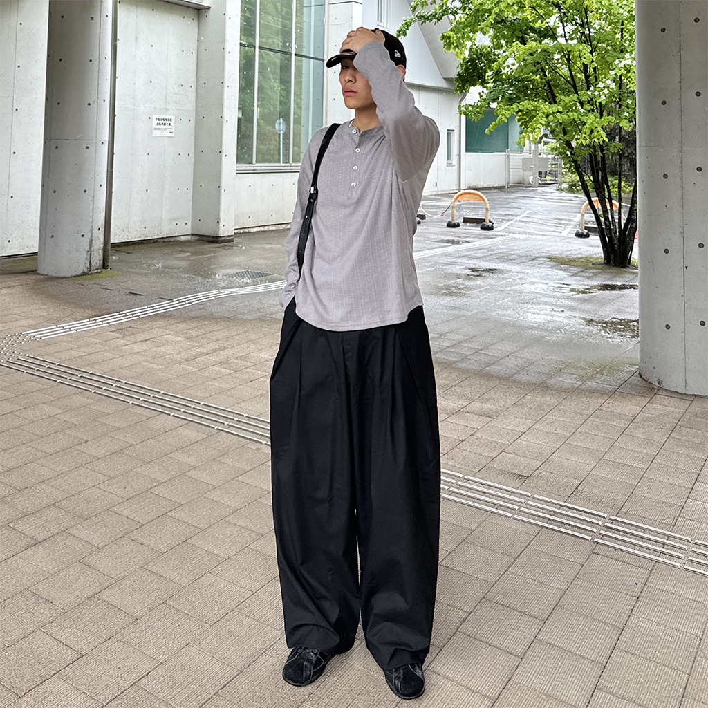 タックデザインワイドスラックス