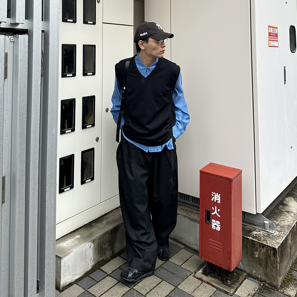 タックデザインワイドスラックス