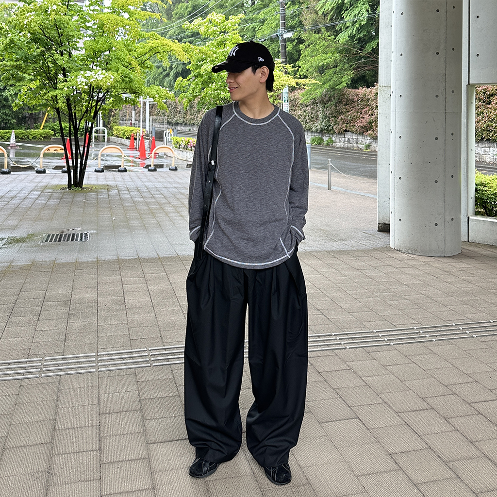タックデザインワイドスラックス