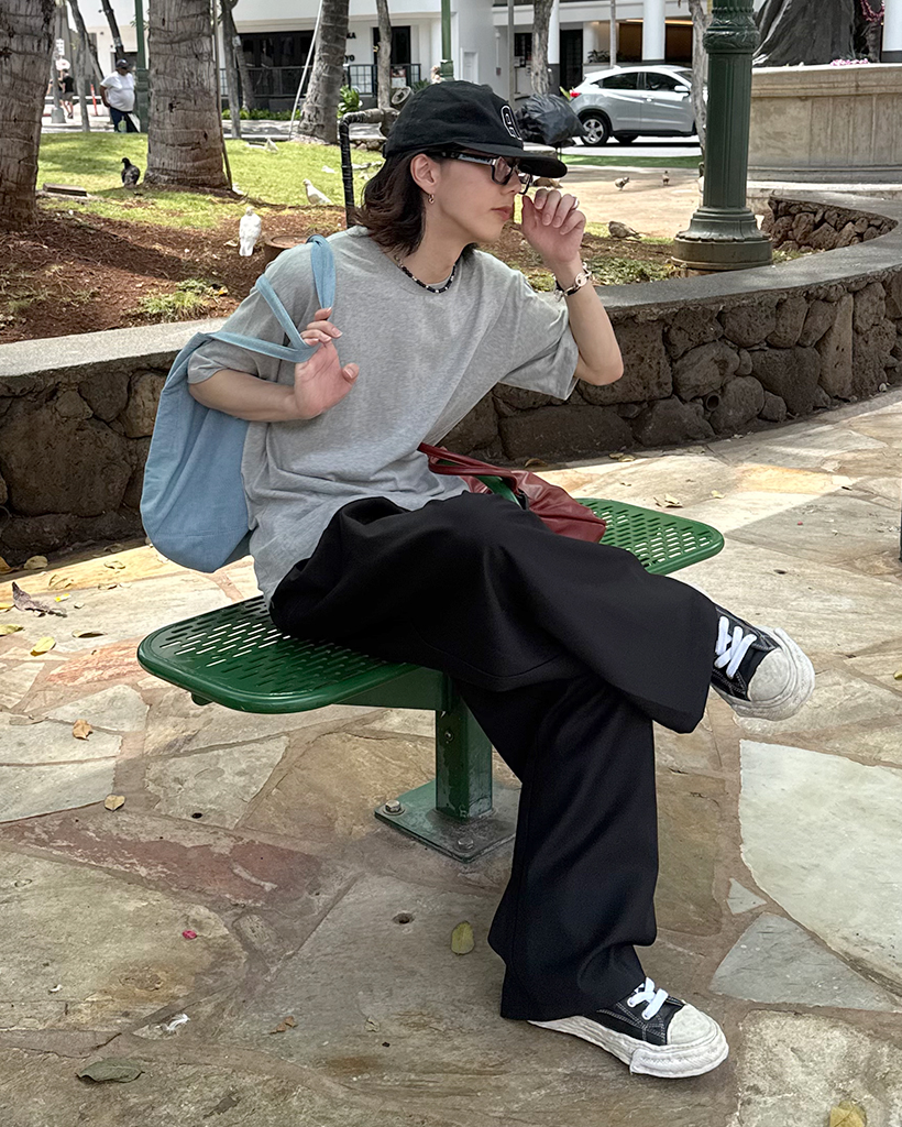 バックフェイクポケットタックワイドスラックス