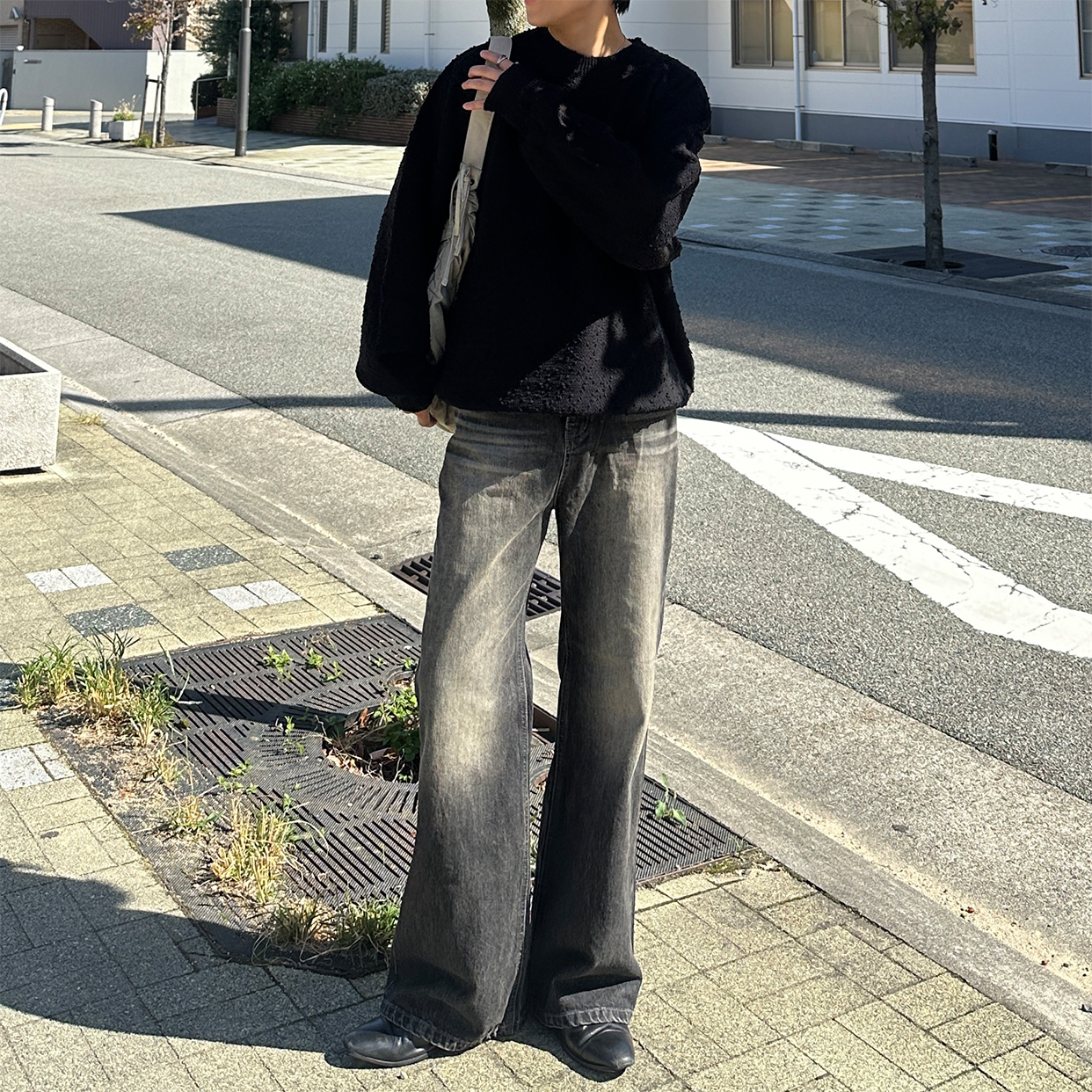 (ユニセックス) ヴィンテージブラックフレアデニム
