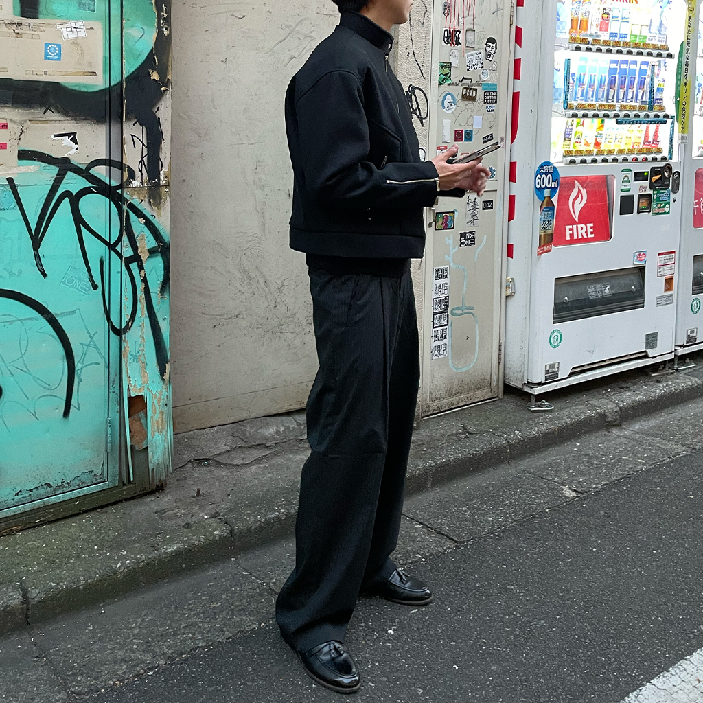 ストライプスラックス