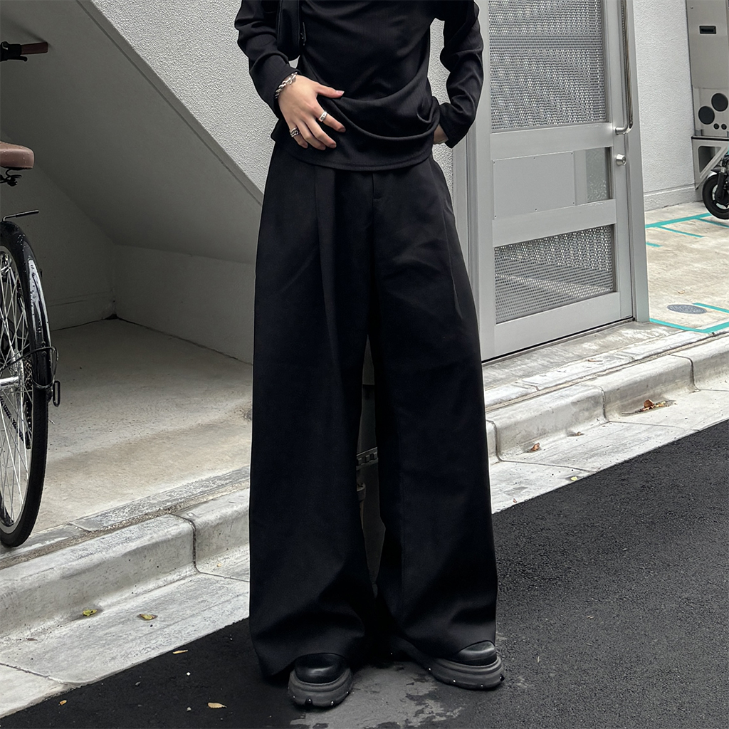 ボリュームワイドスラックス